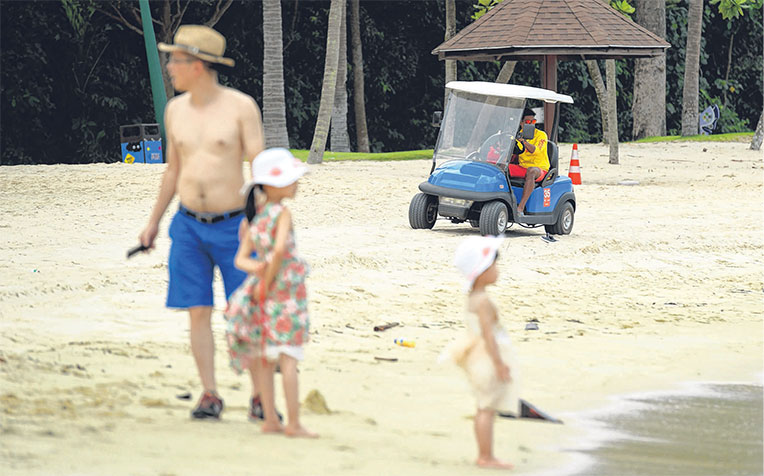  ​of drowning or near-drowning, lifeguards were not present.