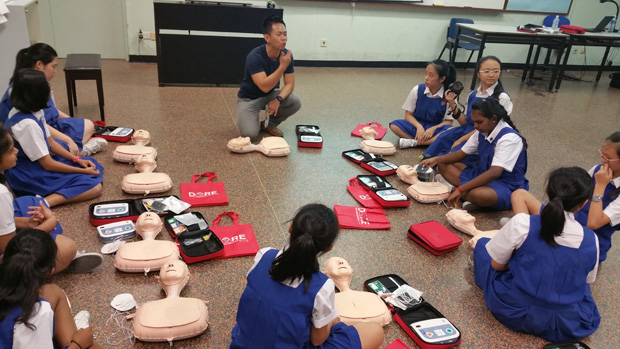  ​The Ministry of Health’s (MOH) Unit for Pre-hospital Emergency Care (UPEC) has rolled out a new training programme called the Dispatcher-Assisted first Responder (DARE). 