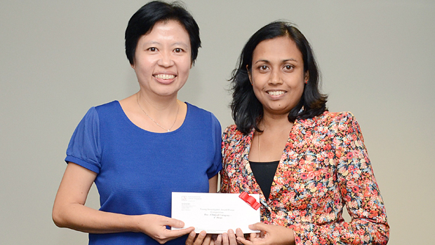  ​Photo Dr Thanuja was among one of the four Young Investigator Awardees to win the NDCS' annual Poster Competition, received from Clinical Associate Professor Goh Bee Tin, Director (Research) at NDCS’ 2015 Research Day.