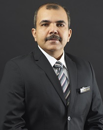 Dr Puneet Seth