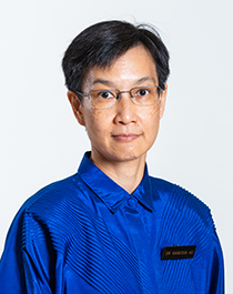 Dr Vanessa Au